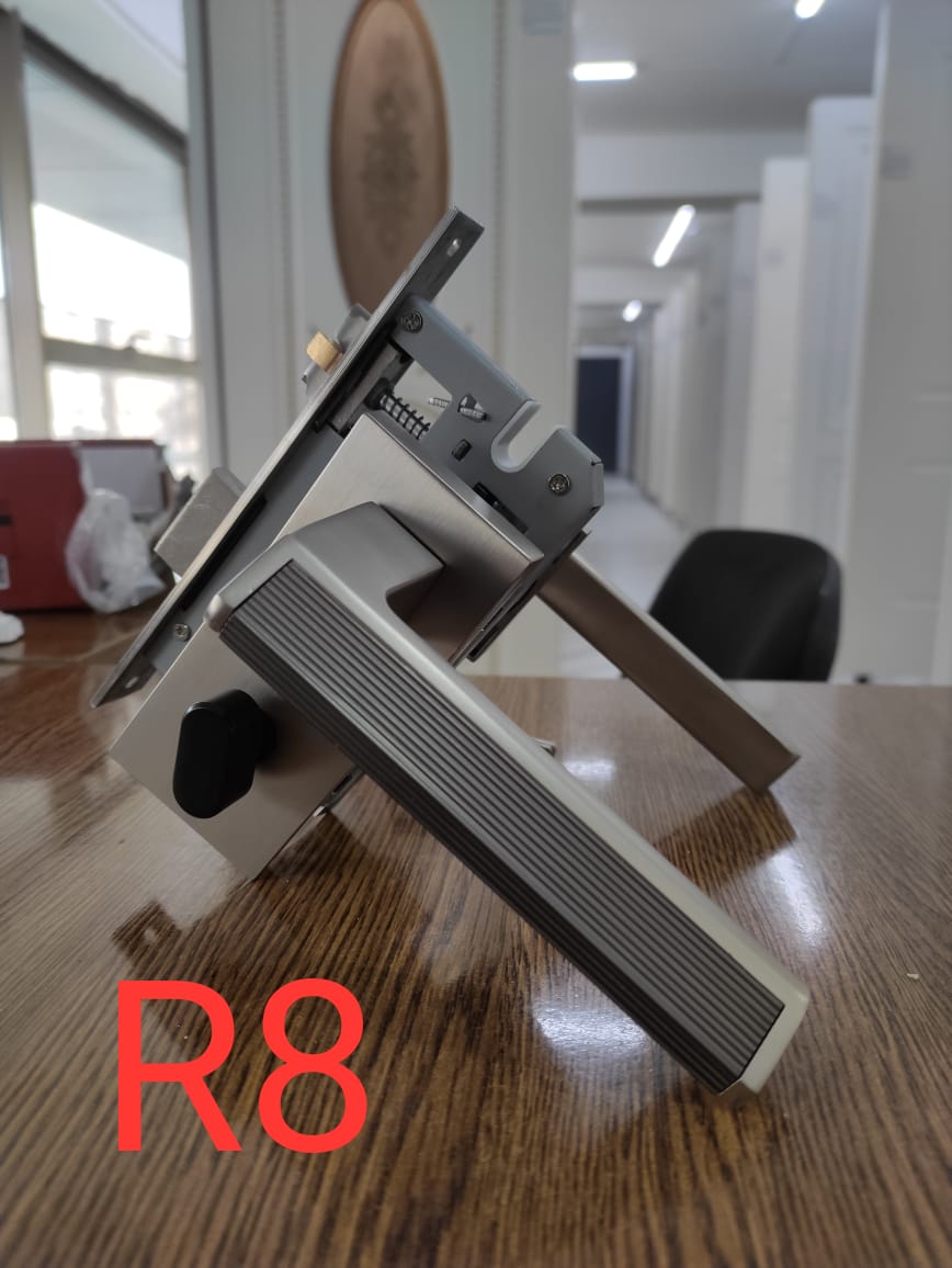 d6a6b4d5-7f51-4374-a0e0-a71839512c40